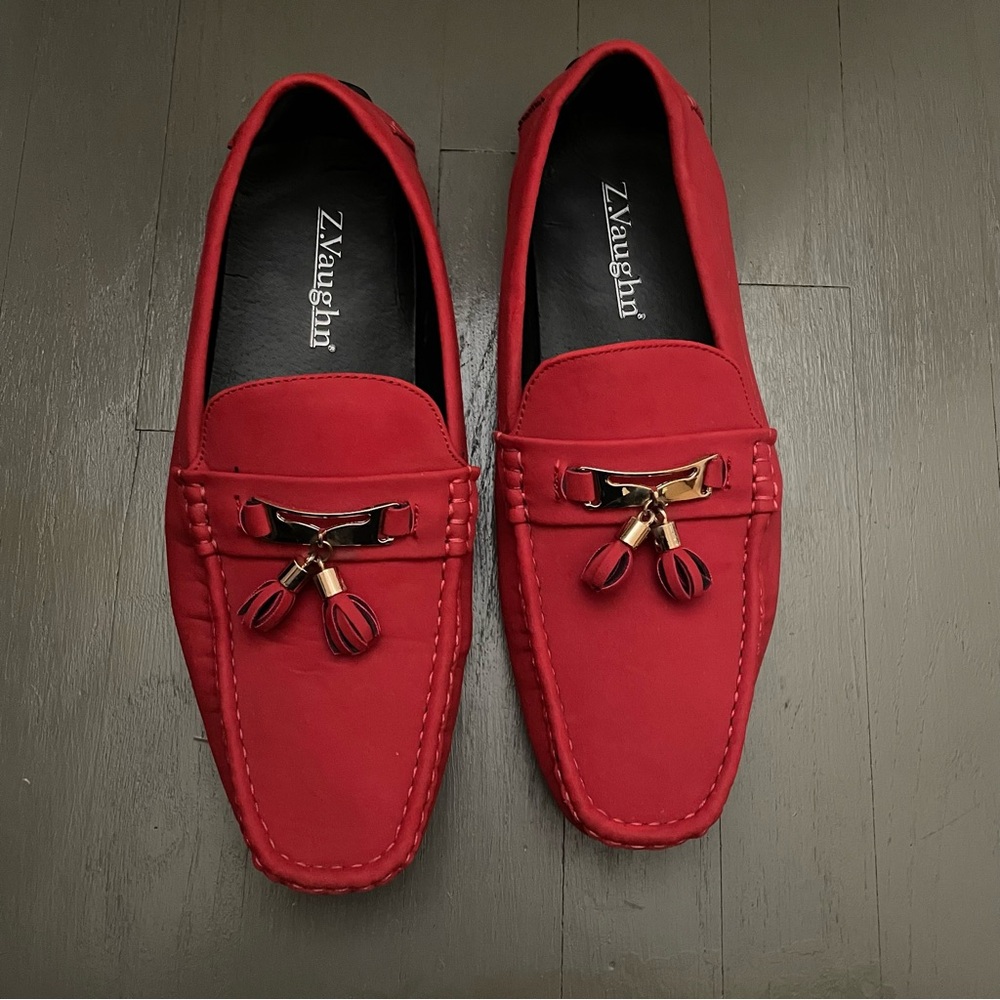 Z . Vaughn Red Mens  Loafers